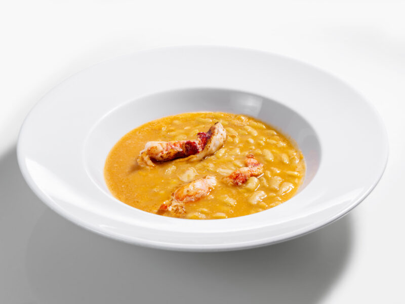 ©  J  U  A  N  M  A