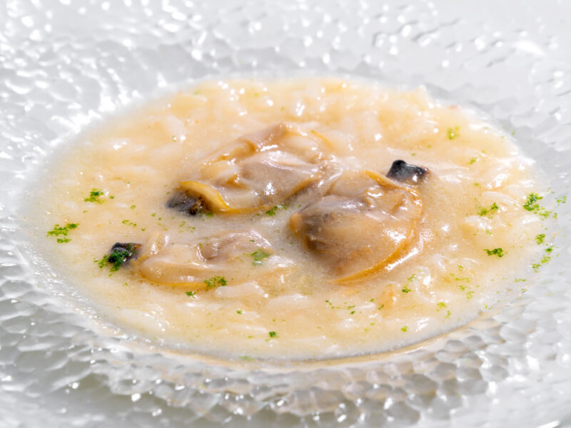 ©  J  U  A  N  M  A